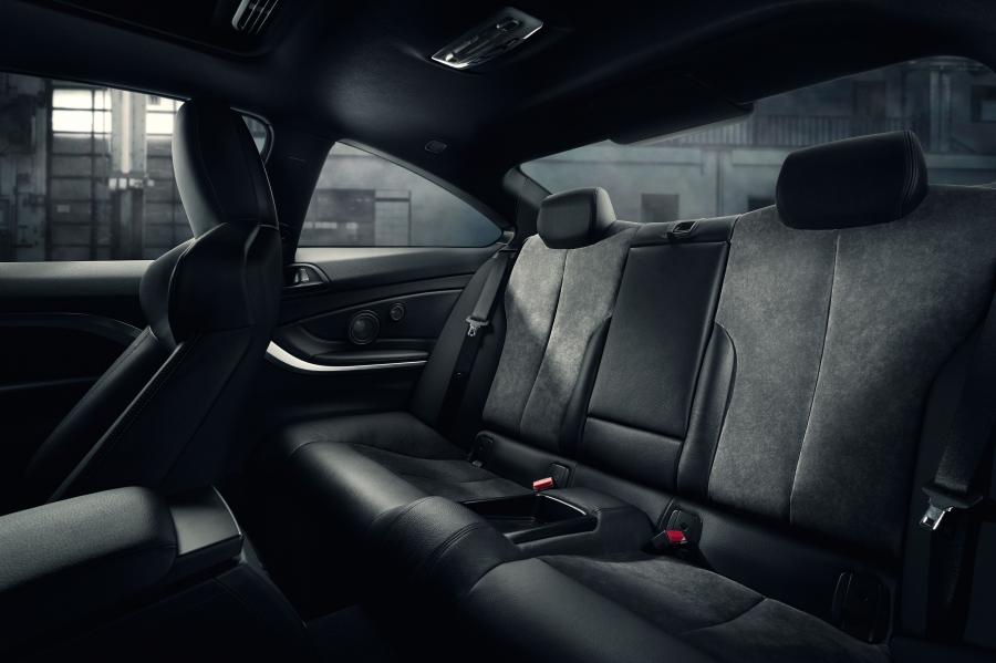 Интерьер Alpina B4 S Bi-Turbo Coupe Edition 99 (F32) 2018 года  (WW) (фото 13 из 14)